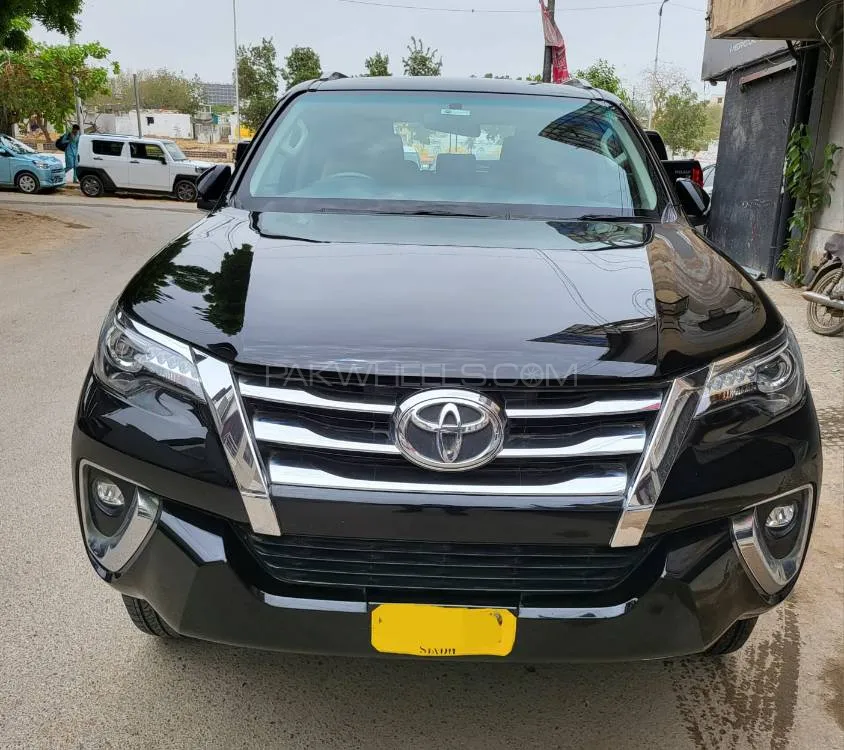 Toyota Fortuner 2021 for Sale in Karachi Image-1