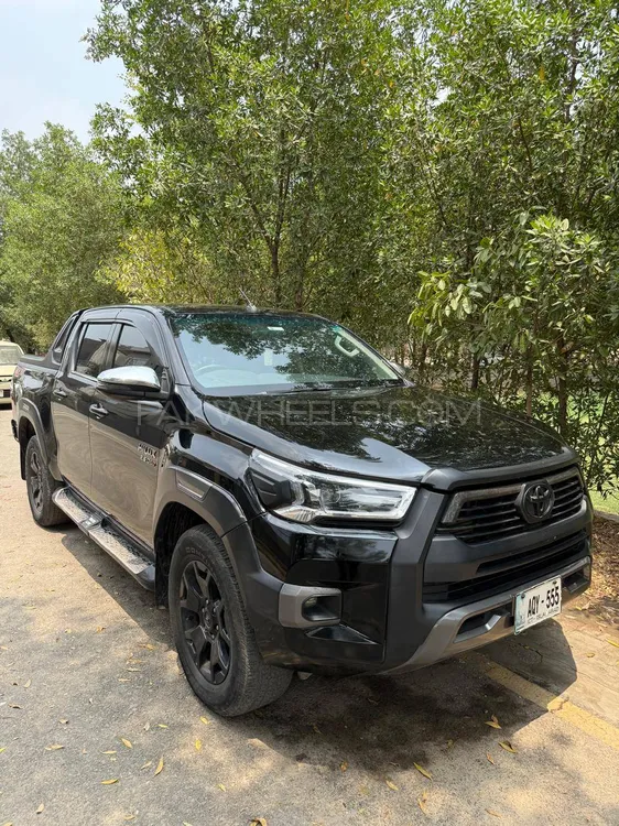 Toyota Hilux 2020 for Sale in Faisalabad Image-1