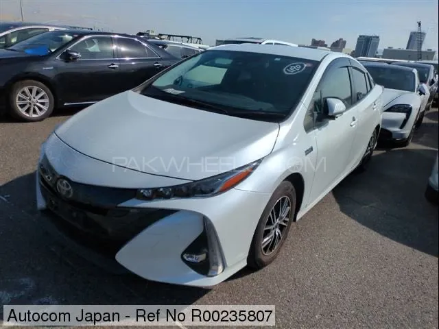 Toyota Prius 2021 for Sale in Karachi Image-1