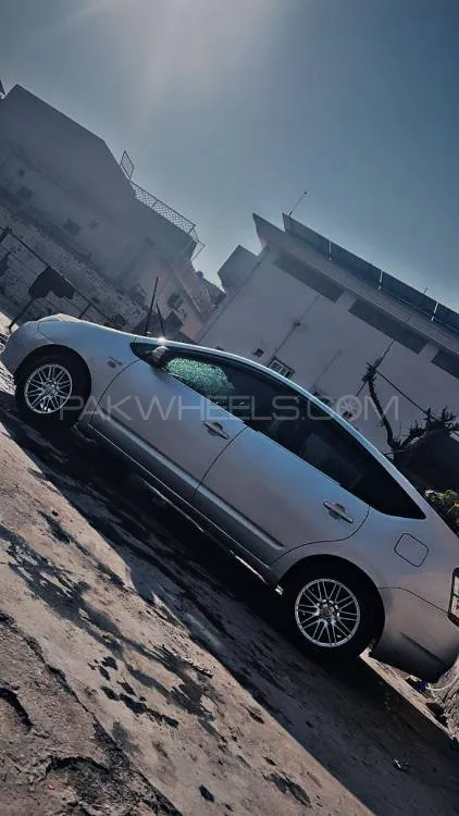 Toyota Prius 2010 for Sale in Islamabad Image-1