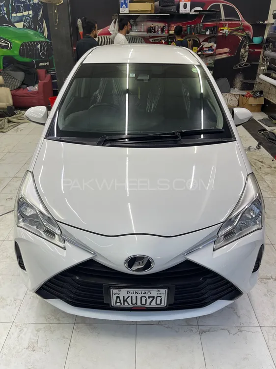 Toyota Vitz 2019 for Sale in Sahiwal Image-1