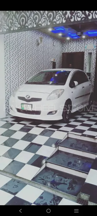 Toyota Vitz 2008 for Sale in Lahore Image-1