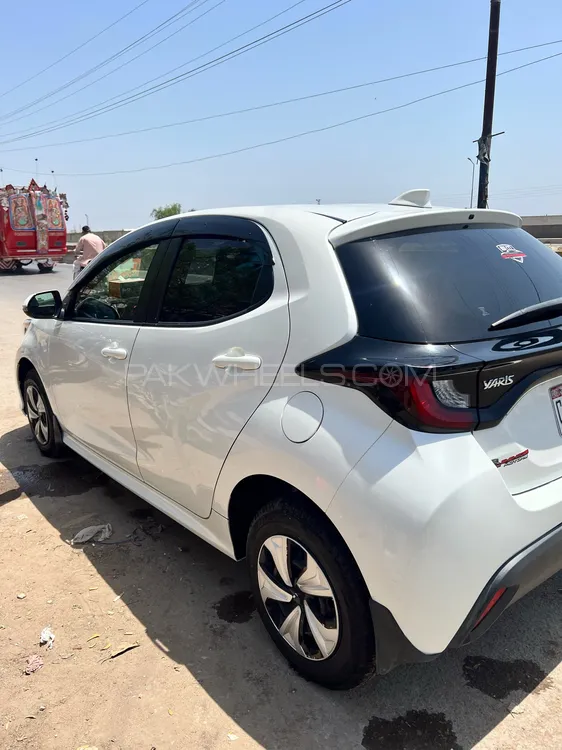Toyota Vitz 2021 for Sale in Karachi Image-1