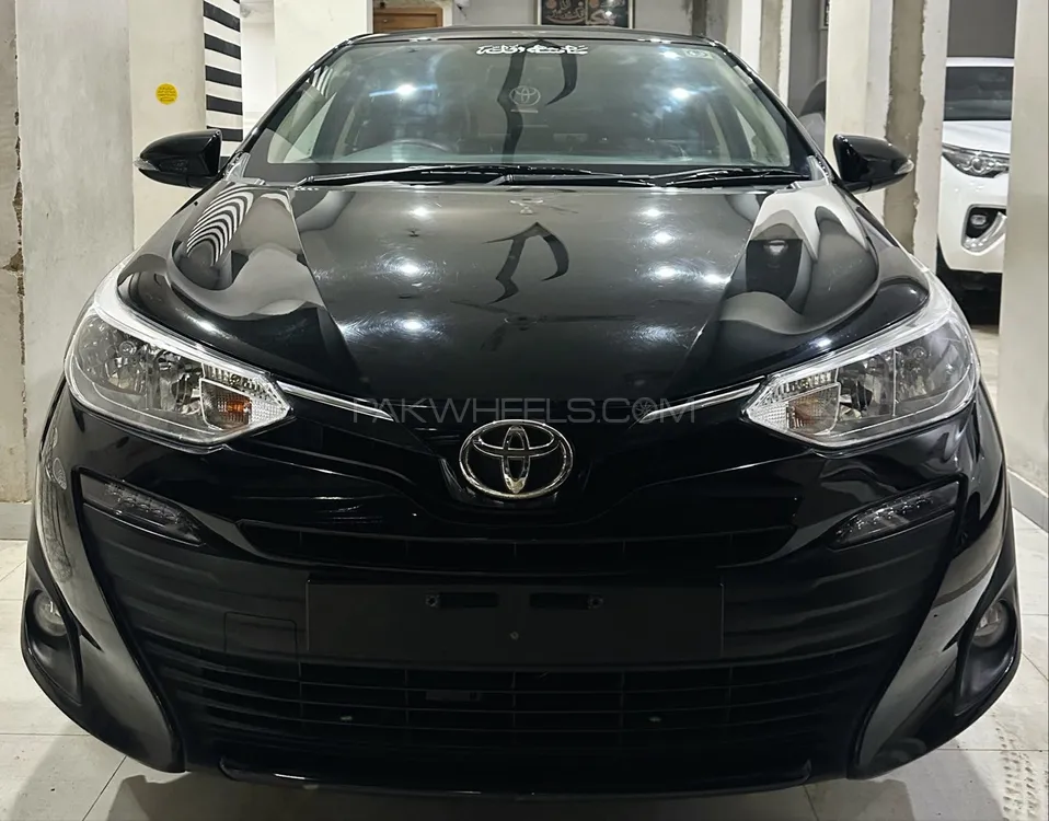 Toyota Yaris Sedan 2023 for Sale in Karachi Image-1