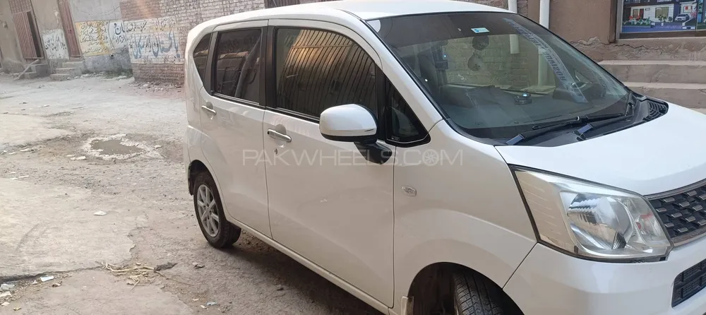 Daihatsu Move 2015 for Sale in Lahore Image-1