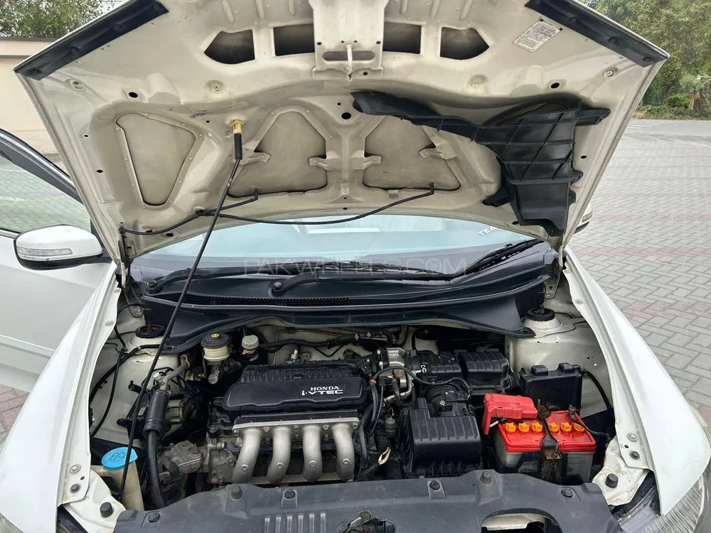 Honda City 2015 for Sale in Okara Image-1