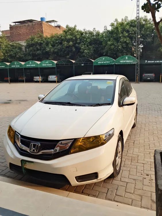 Honda City 2018 for Sale in Lahore Image-1