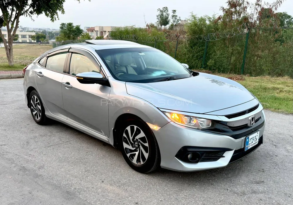 Honda Civic 2017 for Sale in Islamabad Image-1