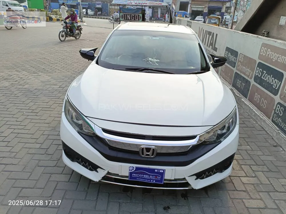 Honda Civic 2017 for Sale in Gujranwala Image-1