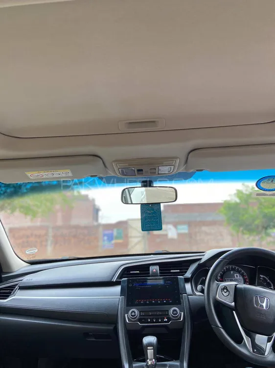 Honda Civic 2018 for Sale in Faisalabad Image-1