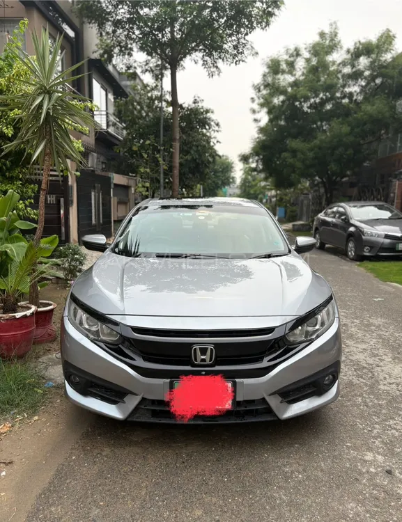 Honda Civic 2018 for Sale in Lahore Image-1