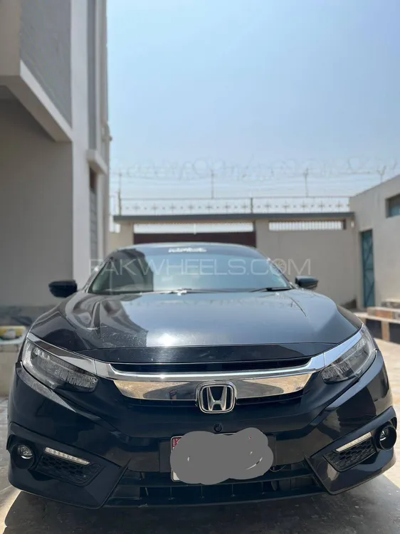 Honda Civic 2022 for Sale in Tando Muhammad Khan Image-1