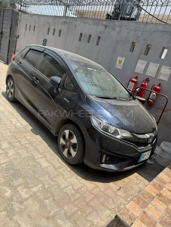 Honda Fit 2016 for Sale in Sialkot Image-1