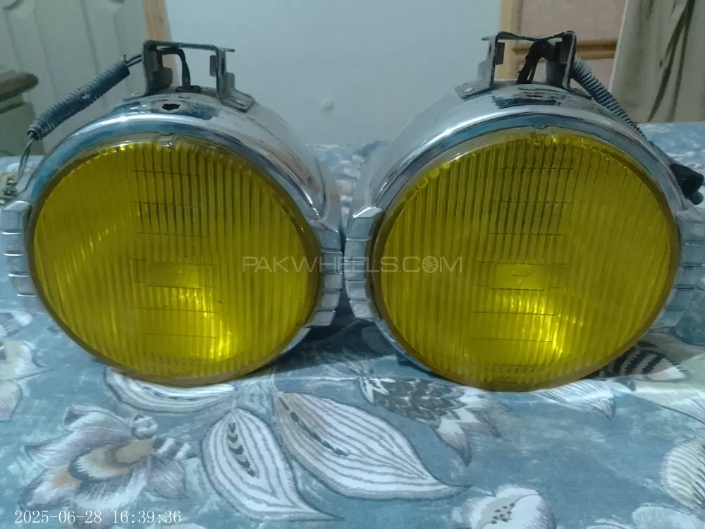 mitsubishi pajero front lights Image-1