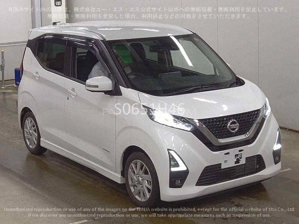 Nissan Dayz Highway Star 2022 for Sale in Karachi Image-1