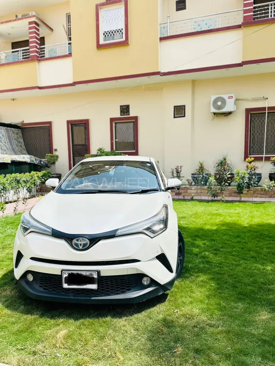 Toyota C-HR 2018 for Sale in Hyderabad Image-1