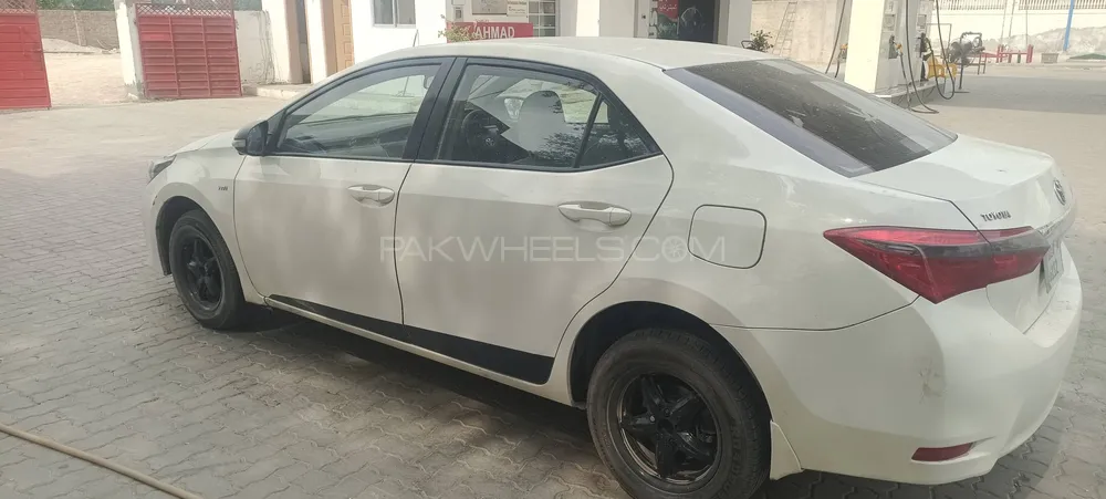 Toyota Corolla 2017 for Sale in Arifwala Image-1
