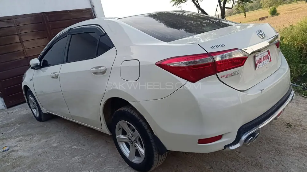 Toyota Corolla 2016 for Sale in Sialkot Image-1