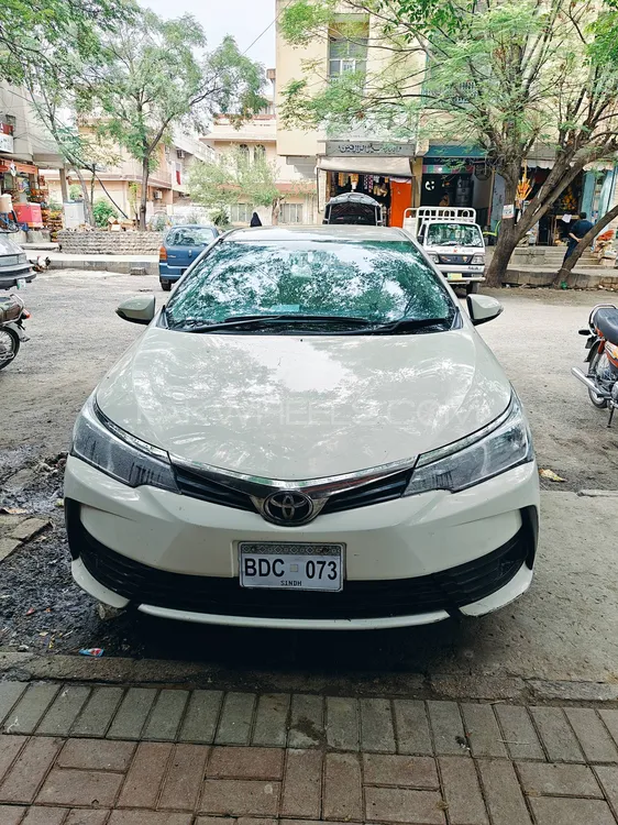 Toyota Corolla 2015 for Sale in Islamabad Image-1