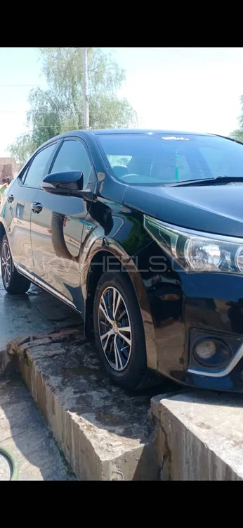 Toyota Corolla 2017 for Sale in Chichawatni Image-1