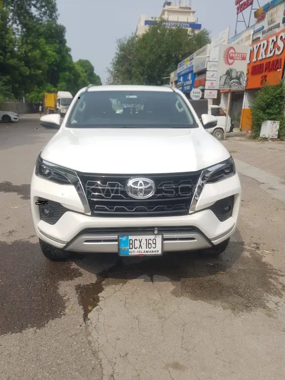 Toyota Fortuner 2023 for Sale in Islamabad Image-1