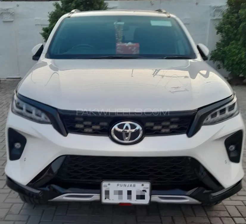 Toyota Fortuner 2022 for Sale in Lahore Image-1
