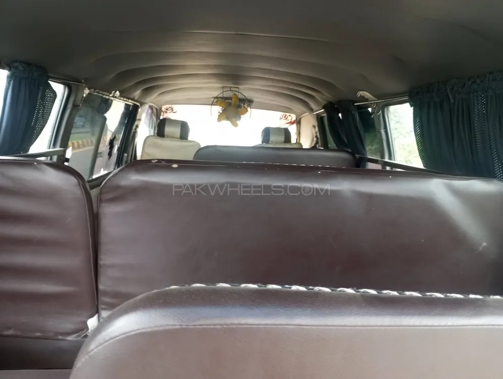 Toyota Hiace 1988 for Sale in Lahore Image-1
