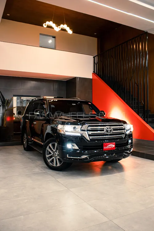 Toyota Land Cruiser 2015 for Sale in Islamabad Image-1