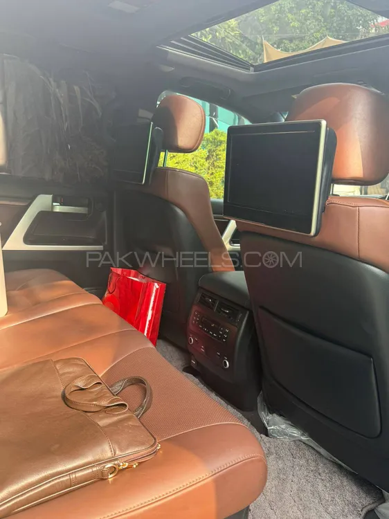 Toyota Land Cruiser 2020 for Sale in Islamabad Toyota Land Cruiser 2020 for Sale in Islamabad Image-7