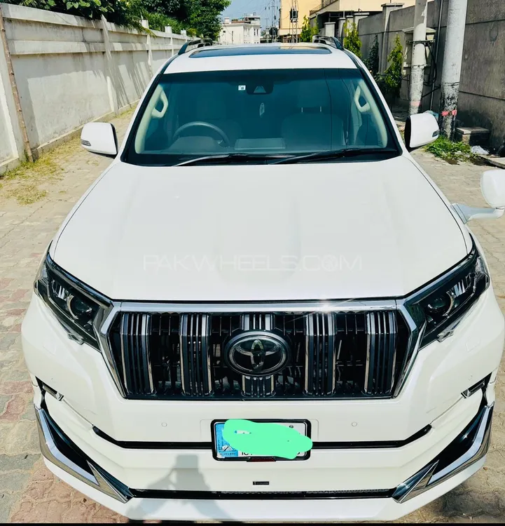 Toyota Prado 2018 for Sale in Sialkot Image-1
