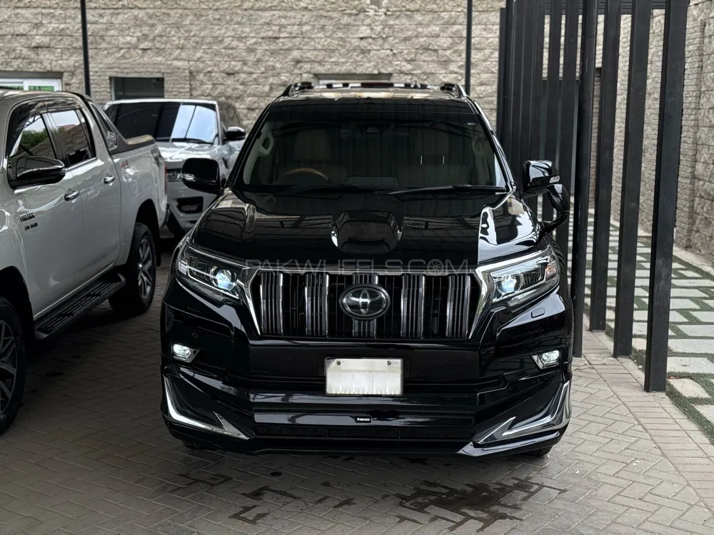 Toyota Prado 2018 for Sale in Karachi Image-1