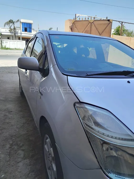 Toyota Prius 2006 for Sale in Islamabad Image-1