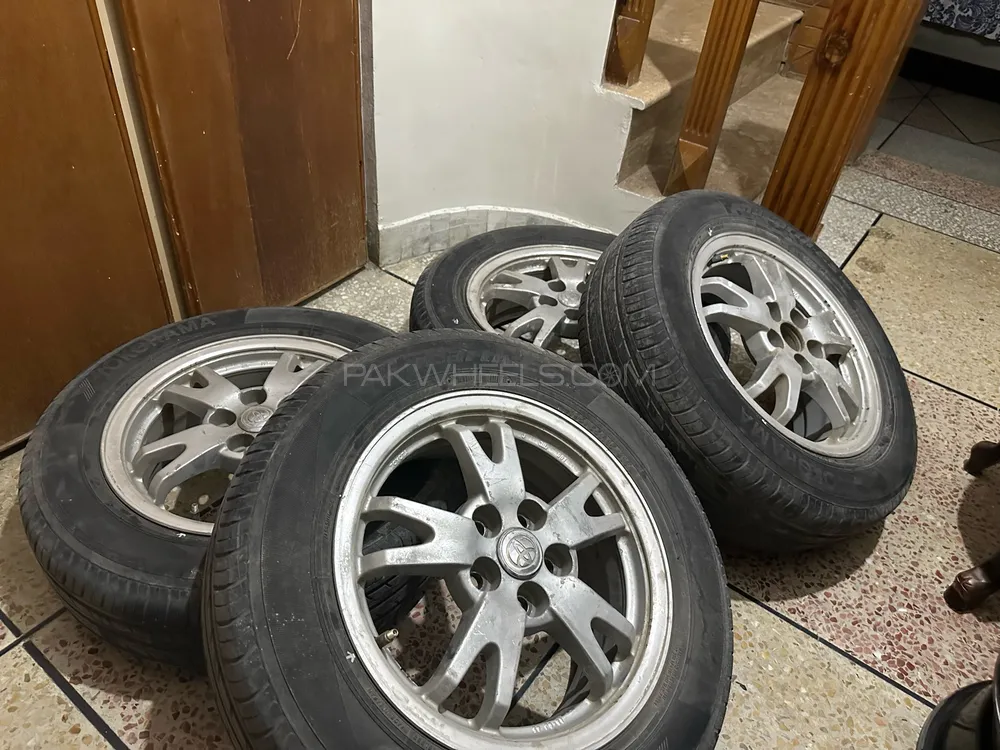 Toyota Prius Original Rims  Image-1