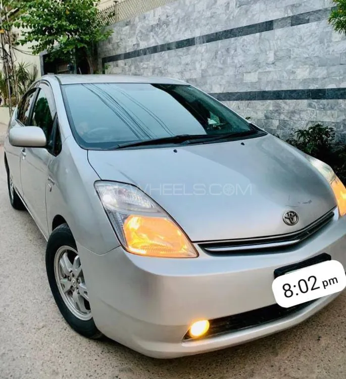 Toyota Prius 2008 for Sale in Peshawar Image-1