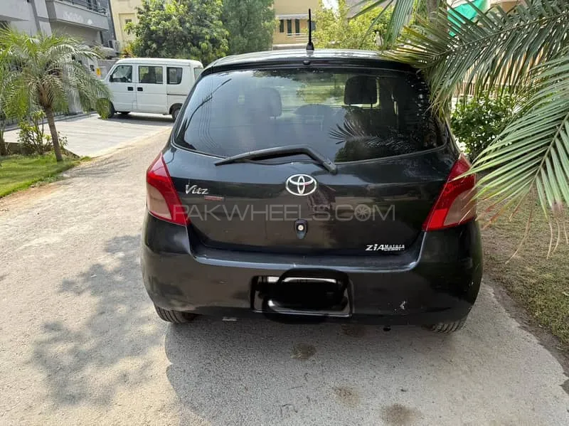 Toyota Vitz 2006 for Sale in Lahore Image-1