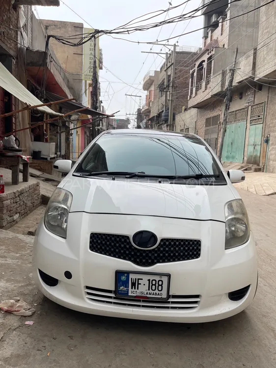Toyota Vitz 2007 for Sale in Lahore Image-1