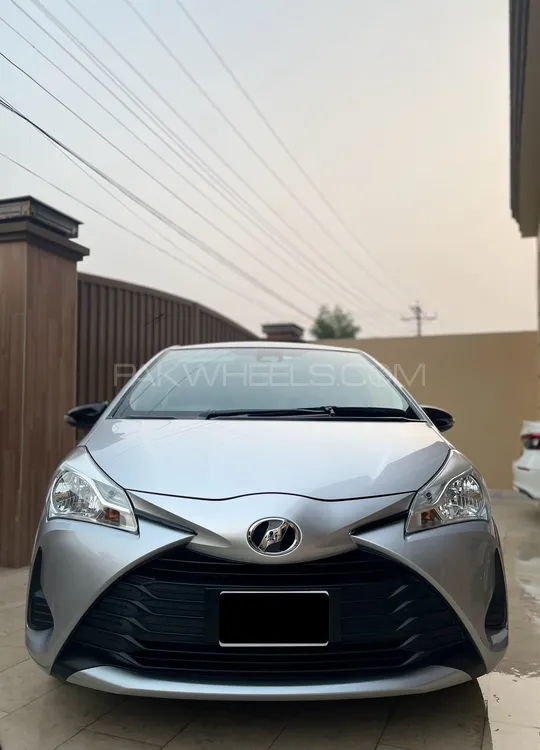 Toyota Vitz 2020 for Sale in Multan Image-1