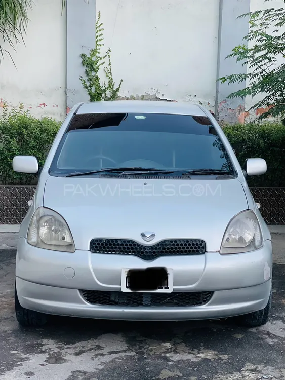 Toyota Vitz 1999 for Sale in Peshawar Image-1