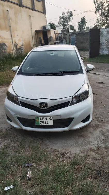 Toyota Vitz 2016 for Sale in Swabi Image-1