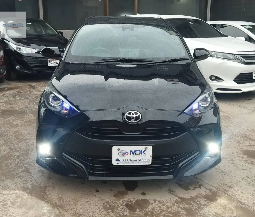Toyota Yaris Hatchback 2021 for Sale in Karachi Image-1