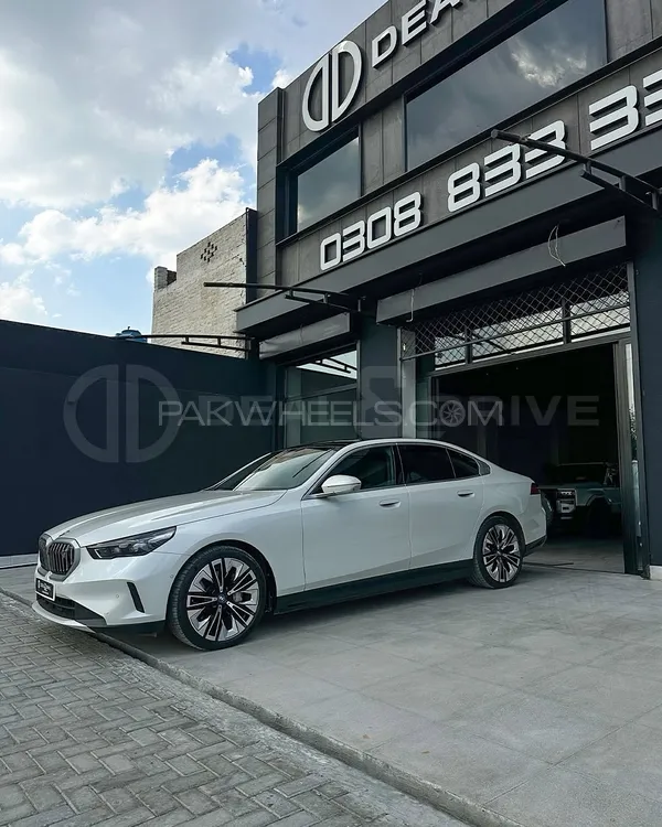 BMW i5 2024 for Sale in Lahore Image-1