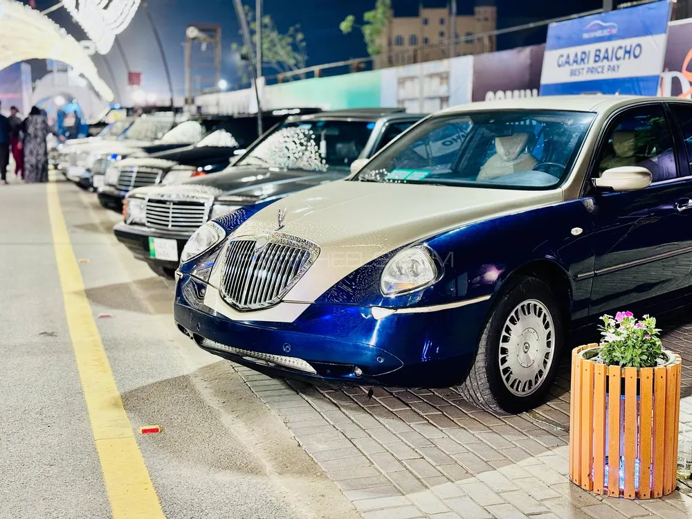 Ford Crown Victoria 2006 for Sale in Lahore Image-1