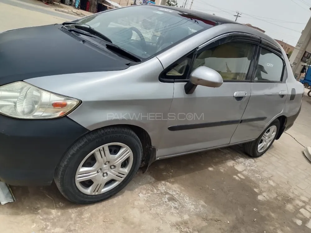 Honda City 2004 for Sale in Bahawalnagar Image-1