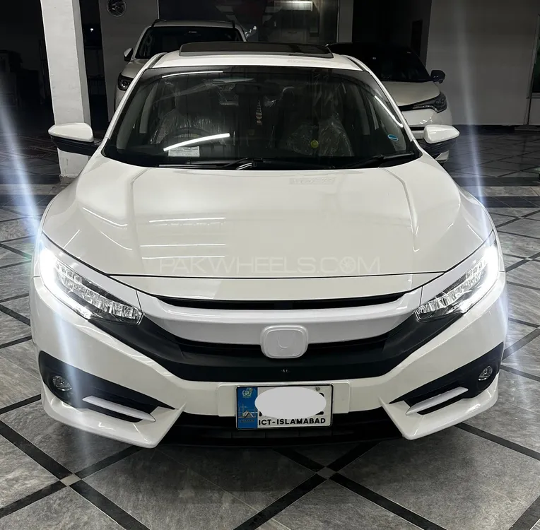 Honda Civic 2021 for Sale in Peshawar Image-1