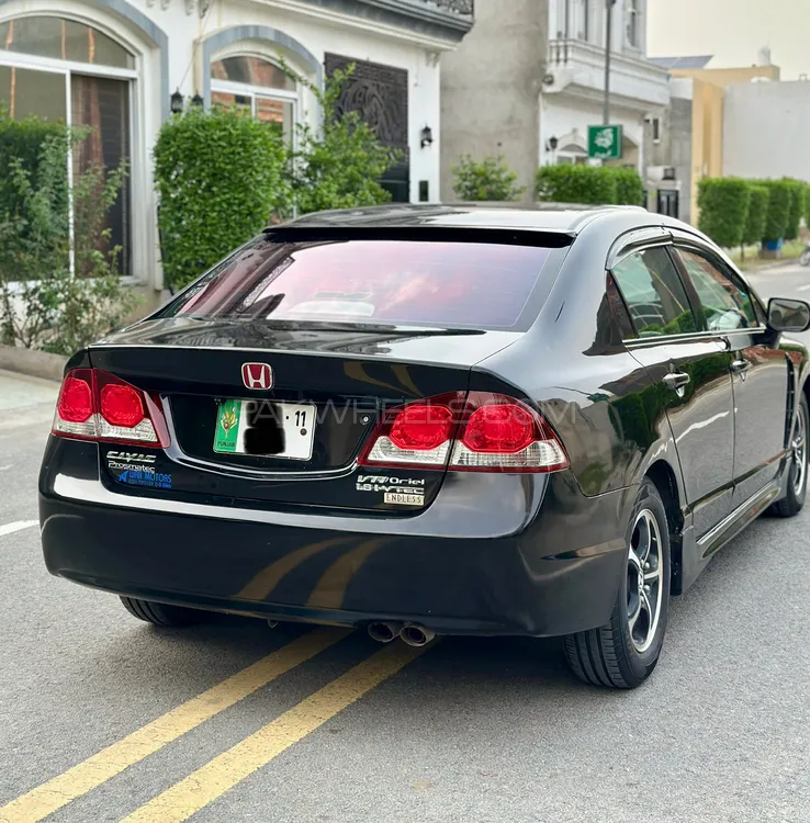Honda Civic 2010 for Sale in Lahore Image-1