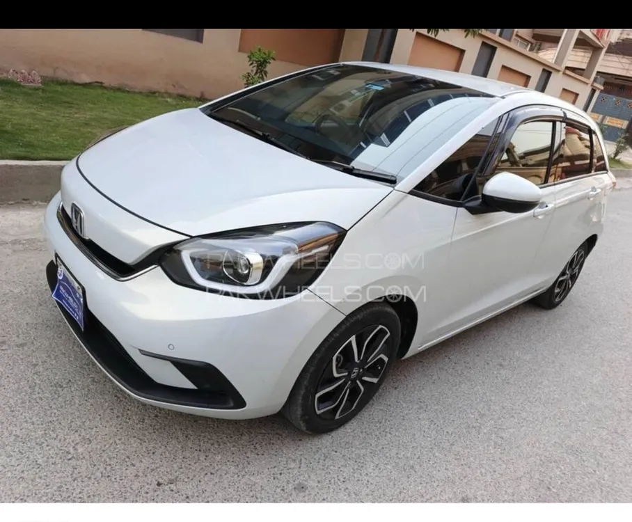 Honda Fit 2020 for Sale in Rawalpindi Image-1