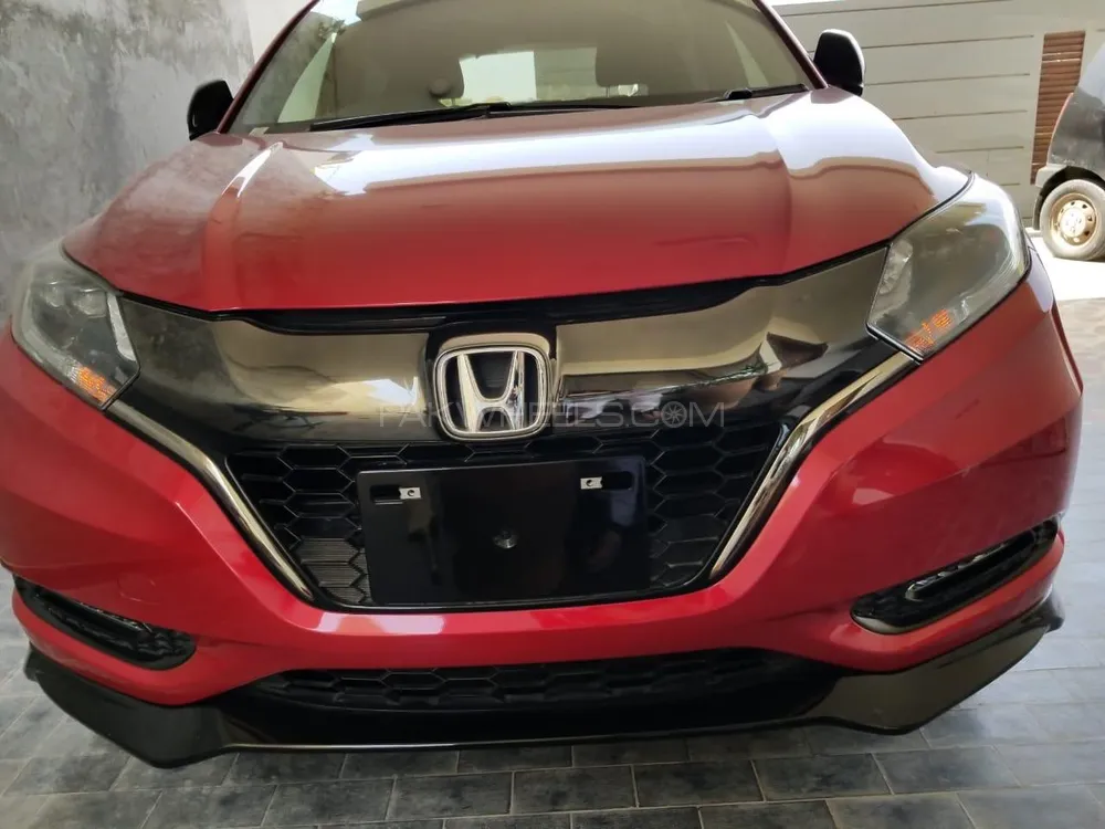 Honda Vezel 2016 for Sale in Islamabad Image-1