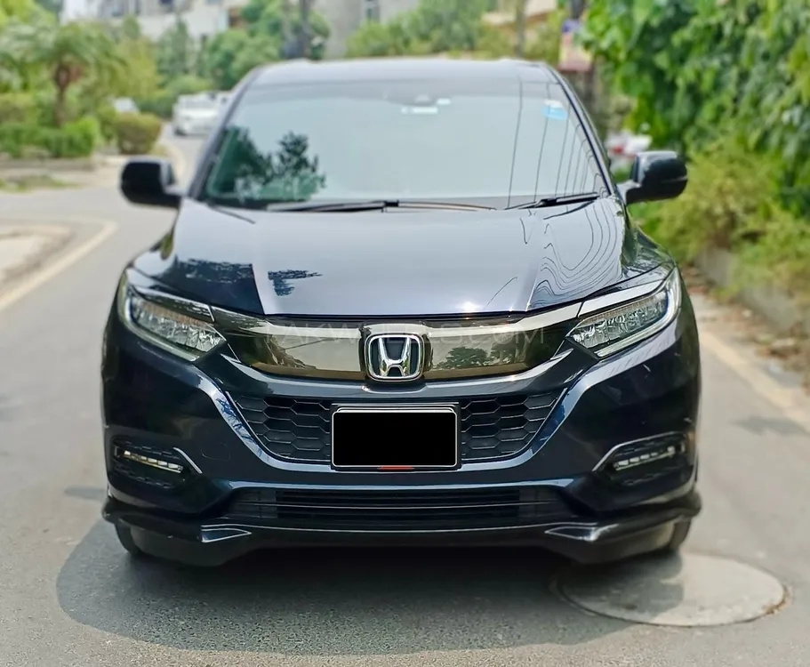 Honda Vezel 2018 for Sale in Lahore Image-1