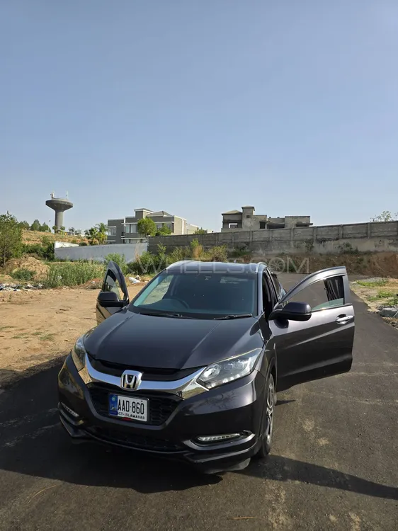 Honda Vezel 2015 for Sale in Rawalpindi Image-1