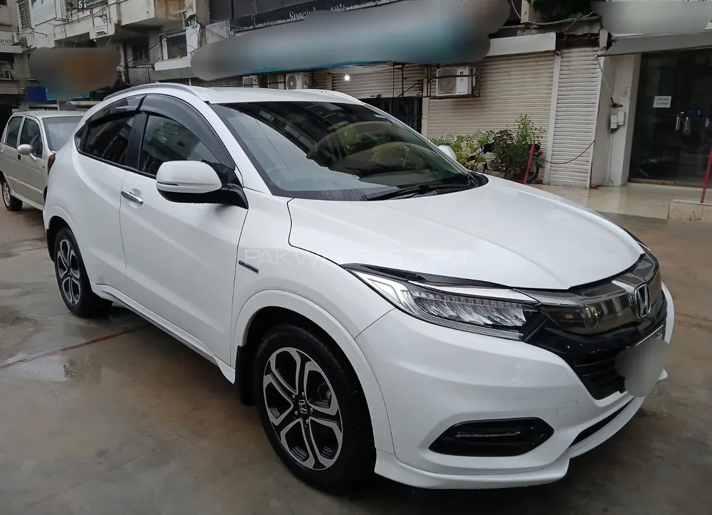 Honda Vezel 2018 for Sale in Karachi Image-1